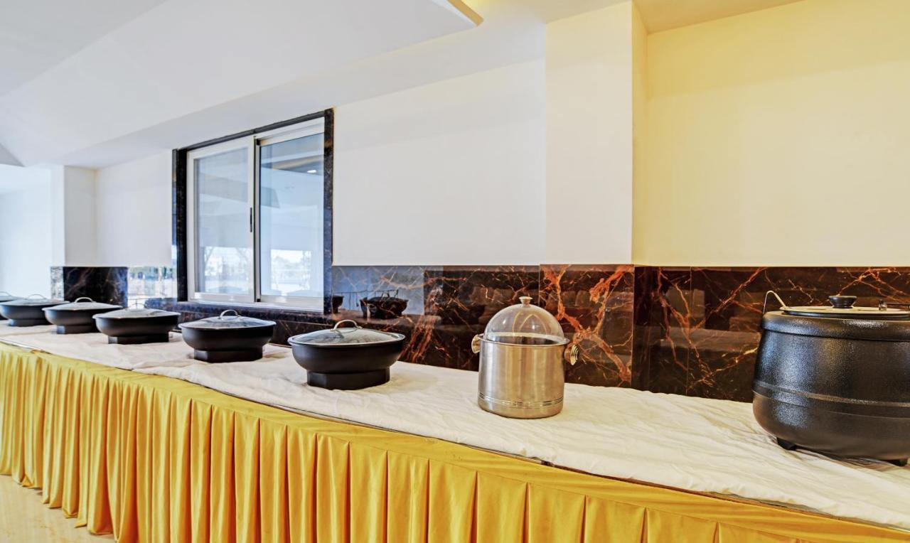 Treebo Shivaay Hotel อินดอร์ ภายนอก รูปภาพ