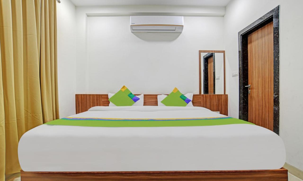 Treebo Shivaay Hotel อินดอร์ ภายนอก รูปภาพ