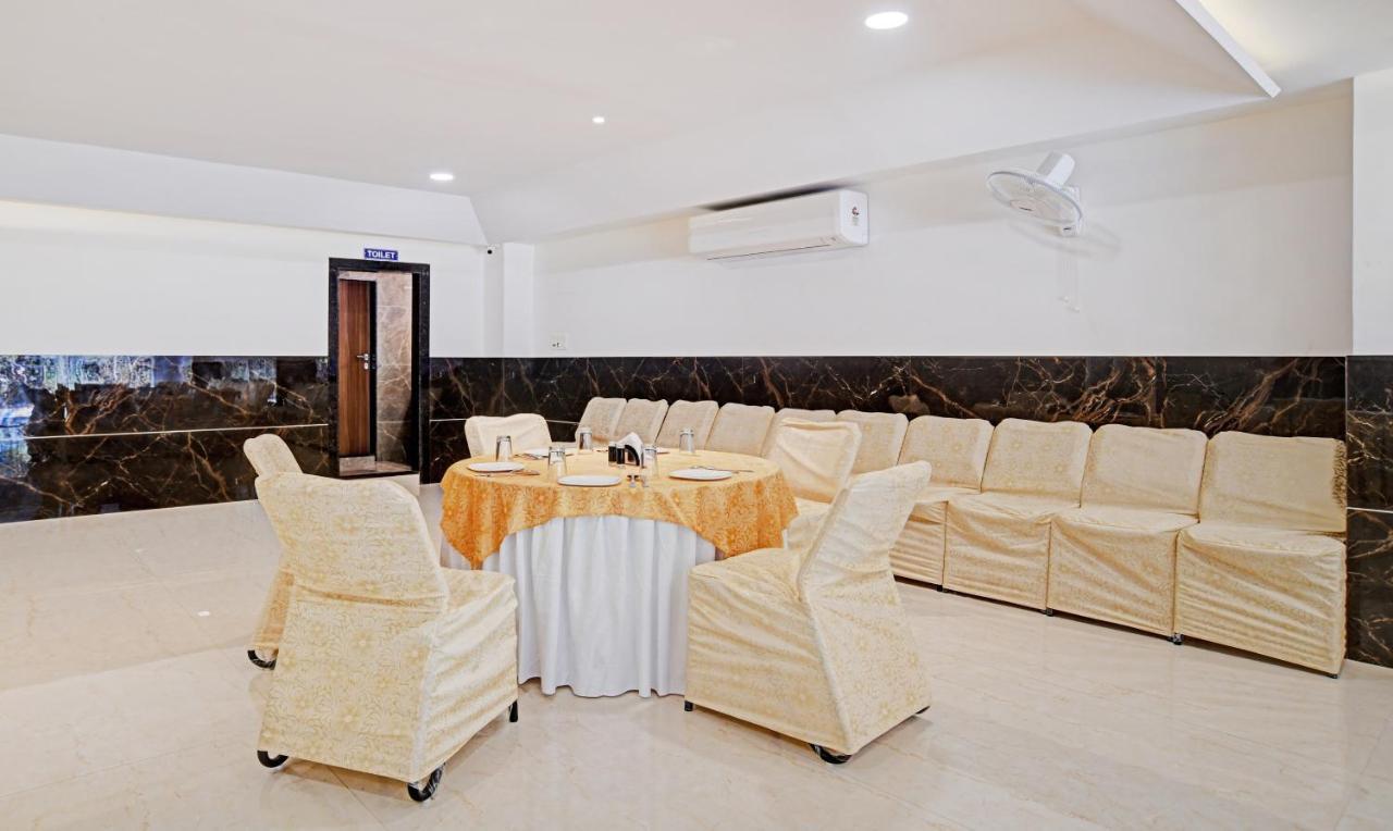 Treebo Shivaay Hotel อินดอร์ ภายนอก รูปภาพ