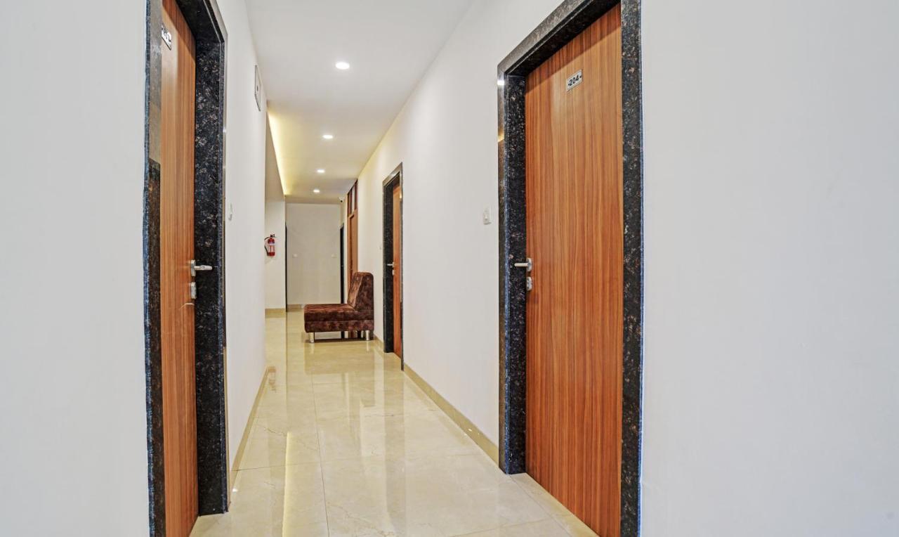 Treebo Shivaay Hotel อินดอร์ ภายนอก รูปภาพ